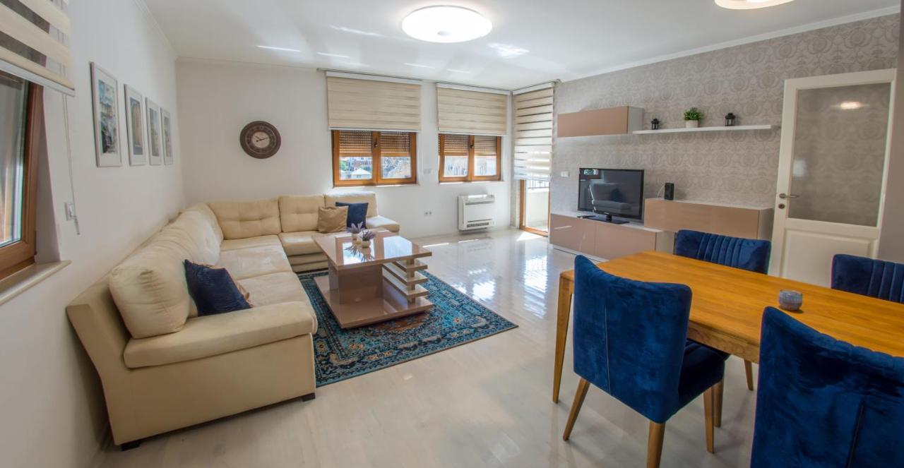 Apartment Light De Luxe Mostar Extérieur photo